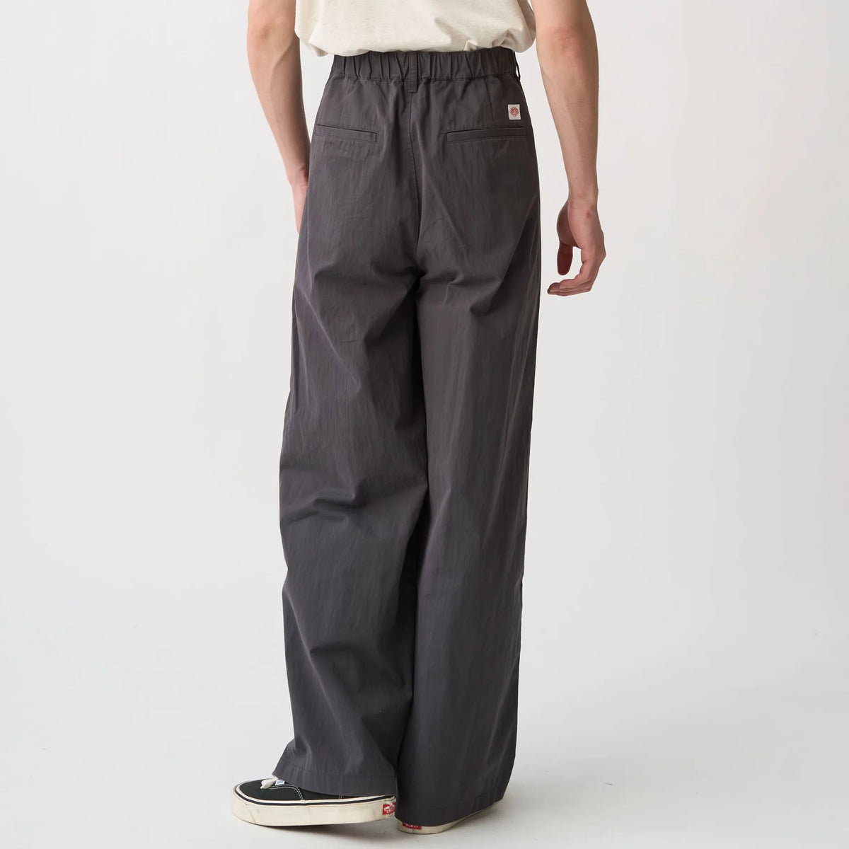 DOUBLE PLEATED EASY PANTS - BEIGE