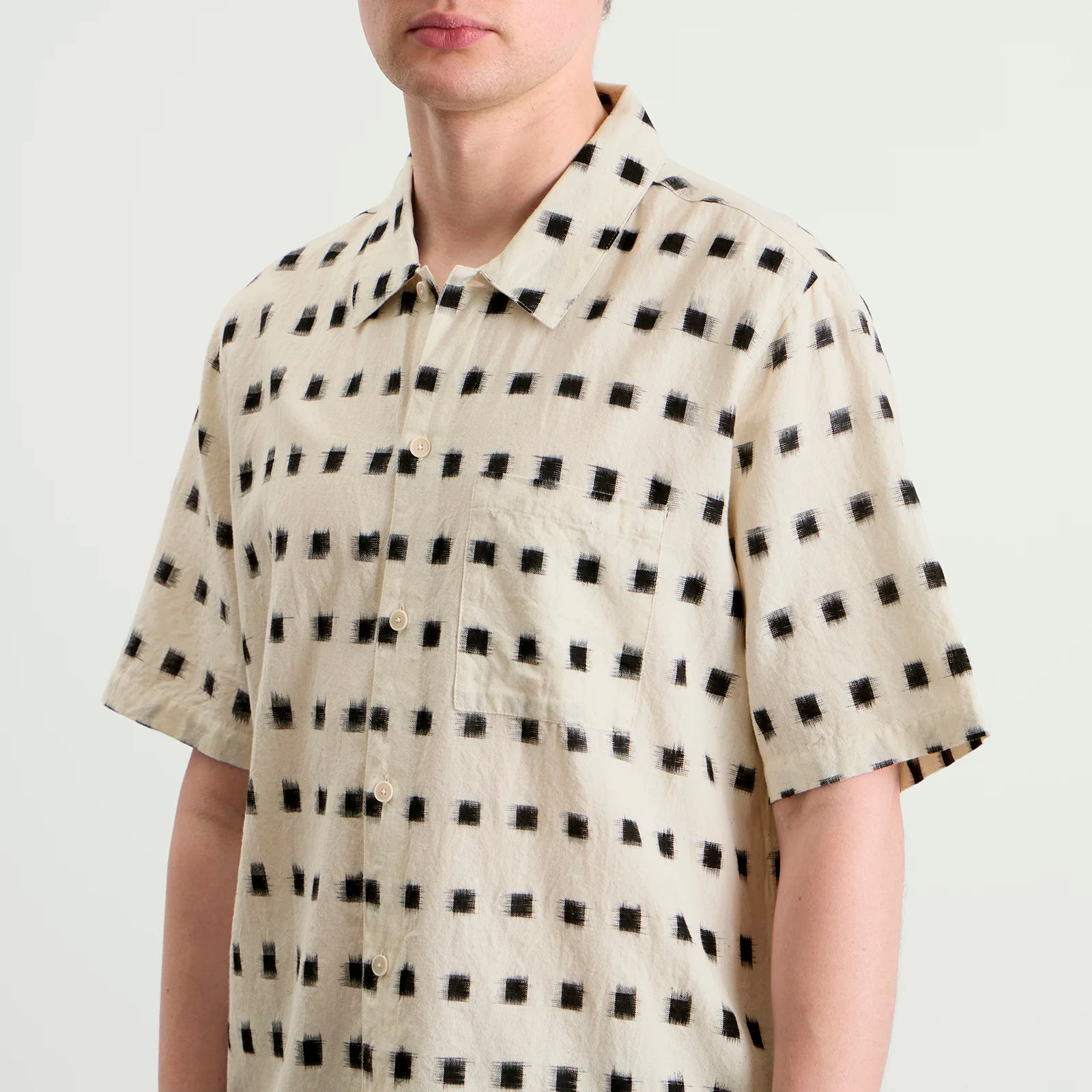 GABE SHIRT - BLACK WINDOW IKAT