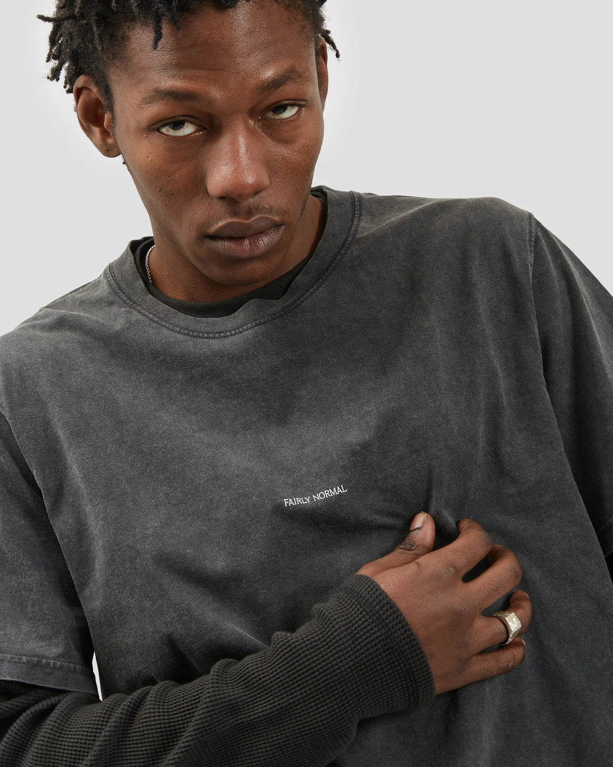 CORE LOGO TEE - WASHED BLACK