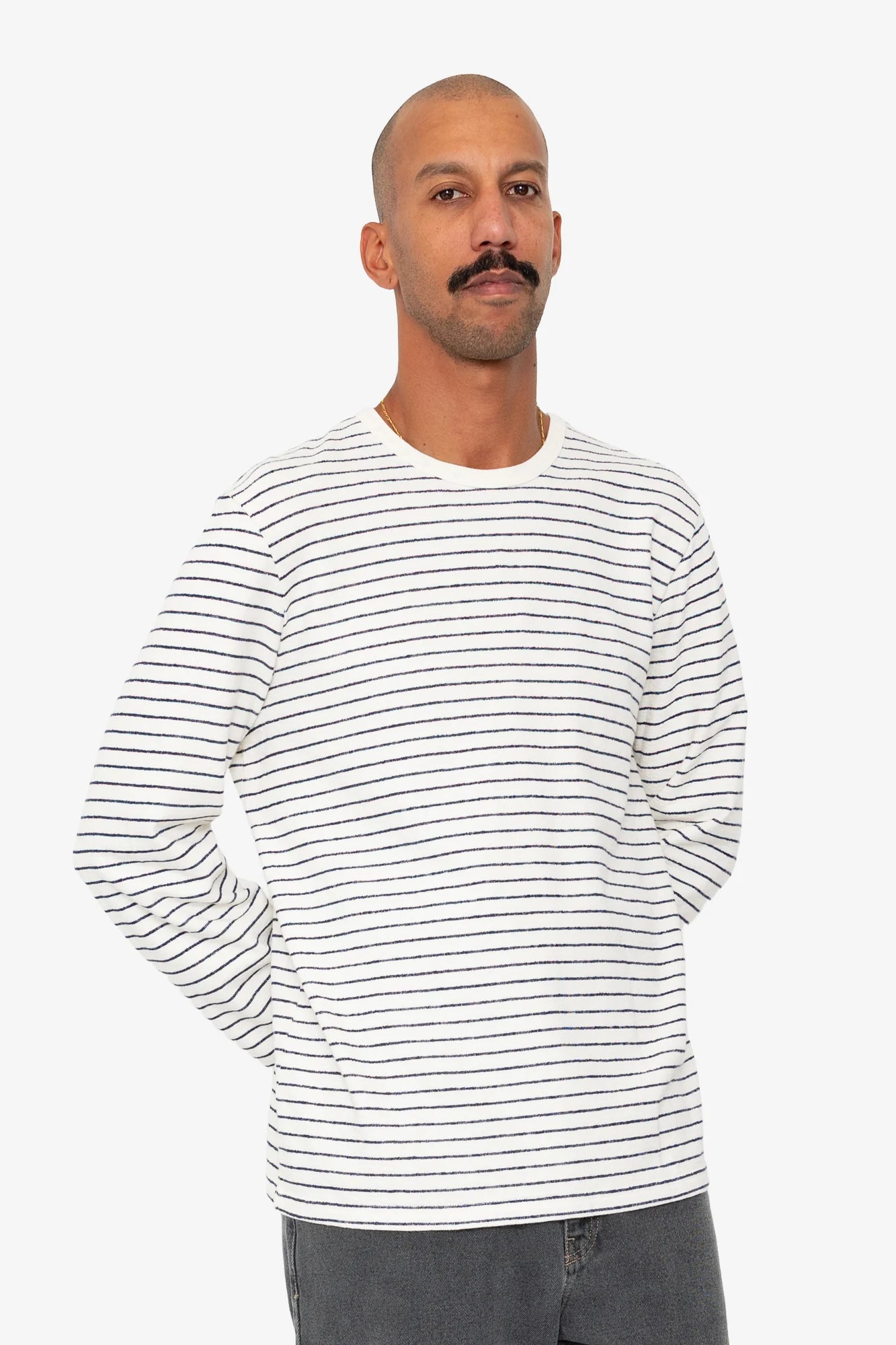 LONG SLEEVE TEXTURED TEE - ECRU/NAVY