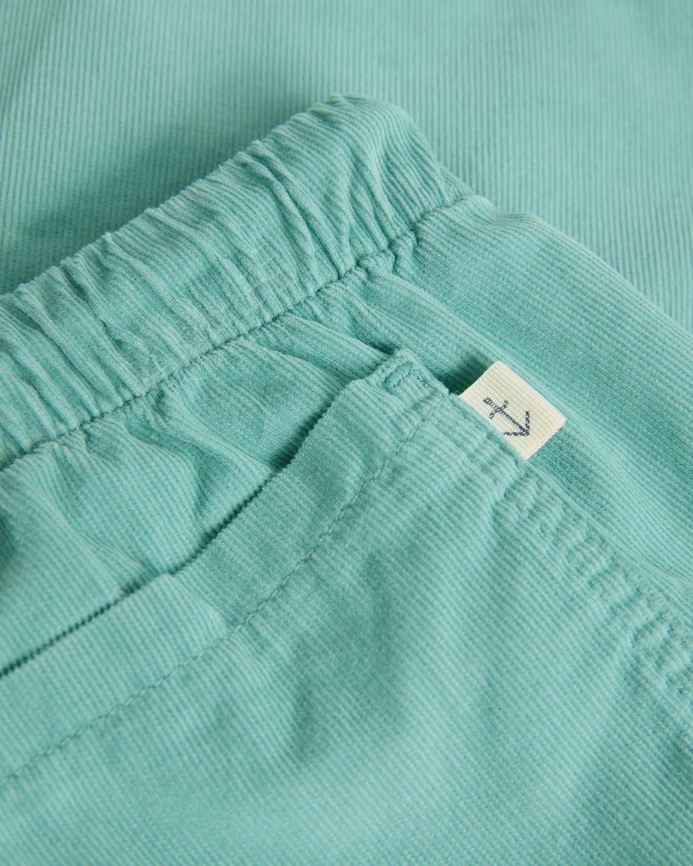 FORMIGAL SHORTS - GREEN BABY CORD