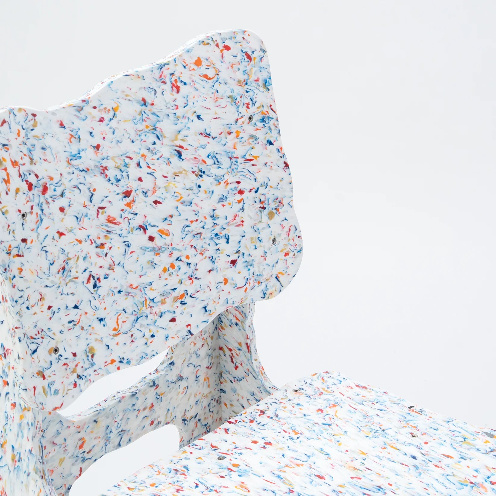 FLAT PACK PLASTIC CHAIR