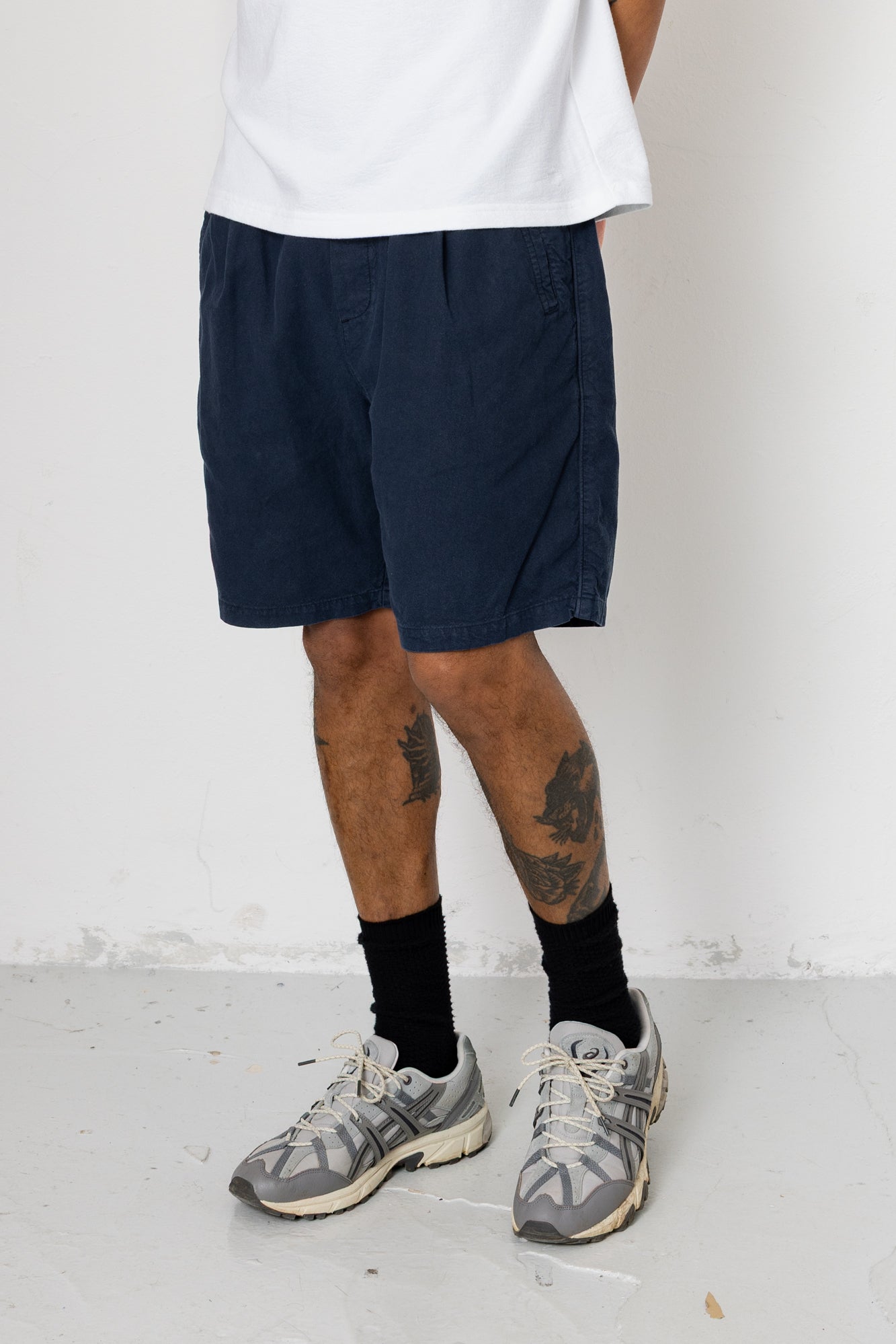 RELAXED ASSEMBLY SHORT - DARK NAVY COTTON LINEN
