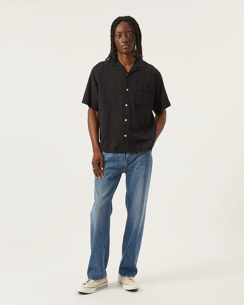 STRIPED SEERSUCKER SS - BLACK