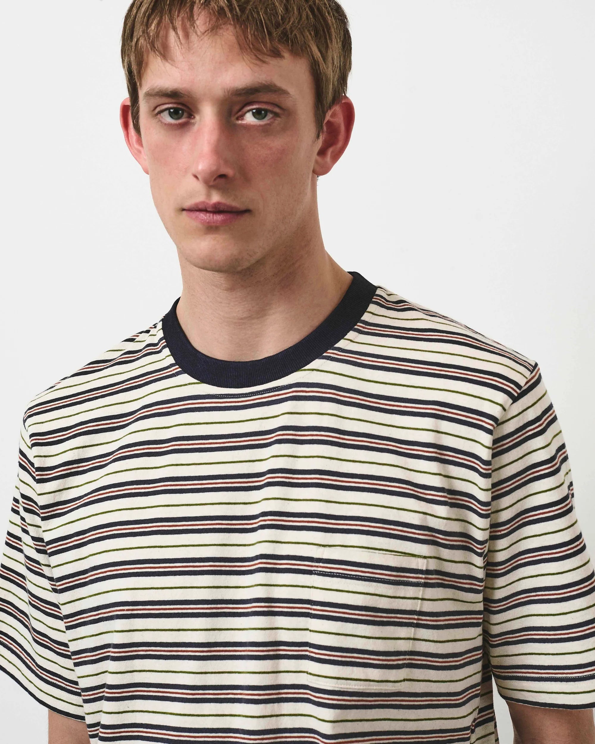 NAVY STRIPED TEE
