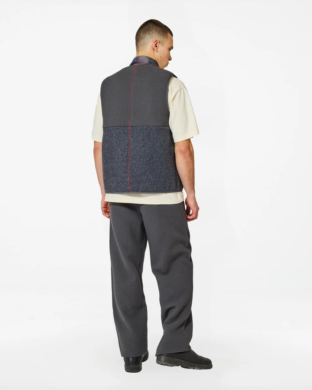 YOUSSEF WOOLLY ANTHRACITE VEST