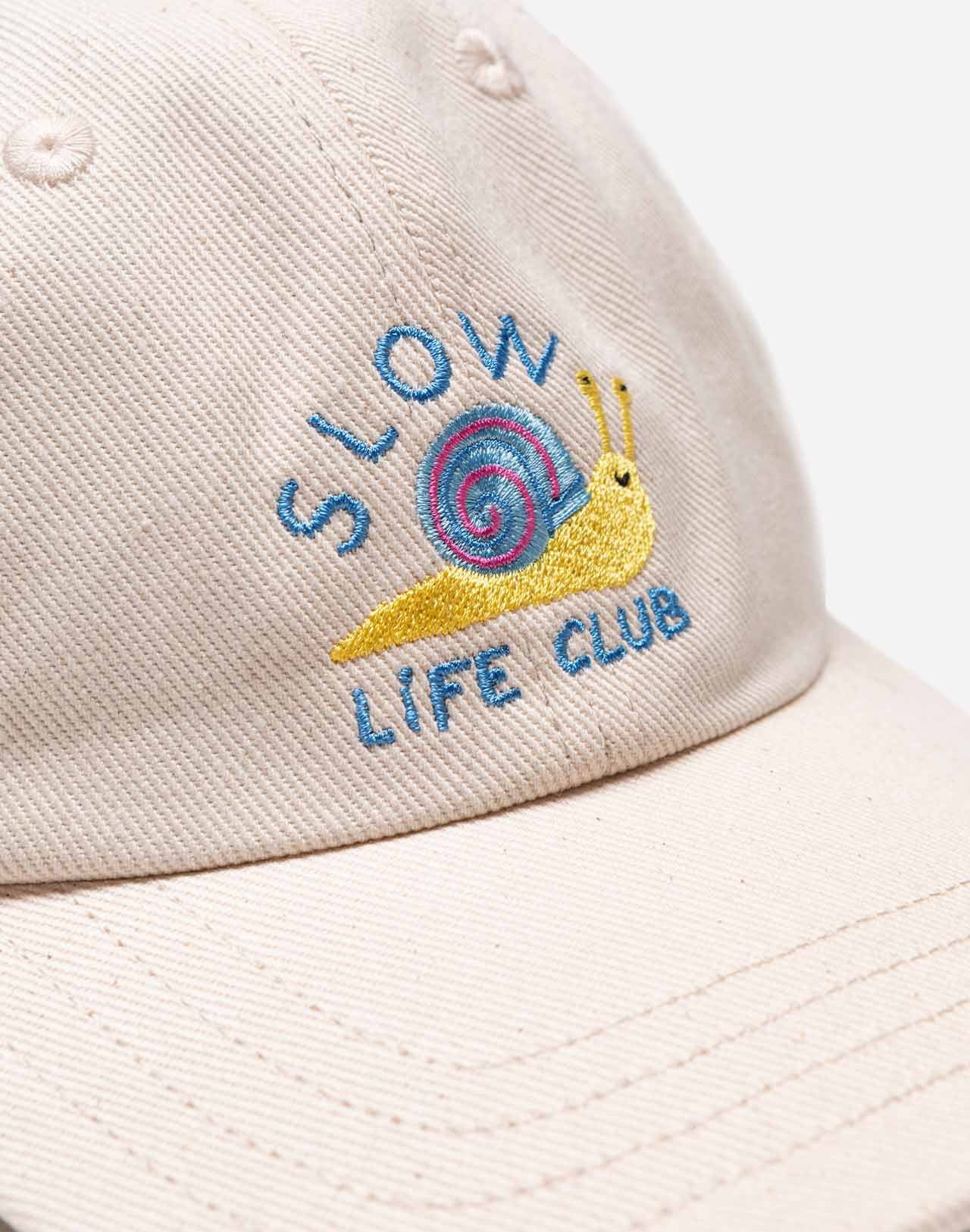 WHITE SNAIL CAP HAT