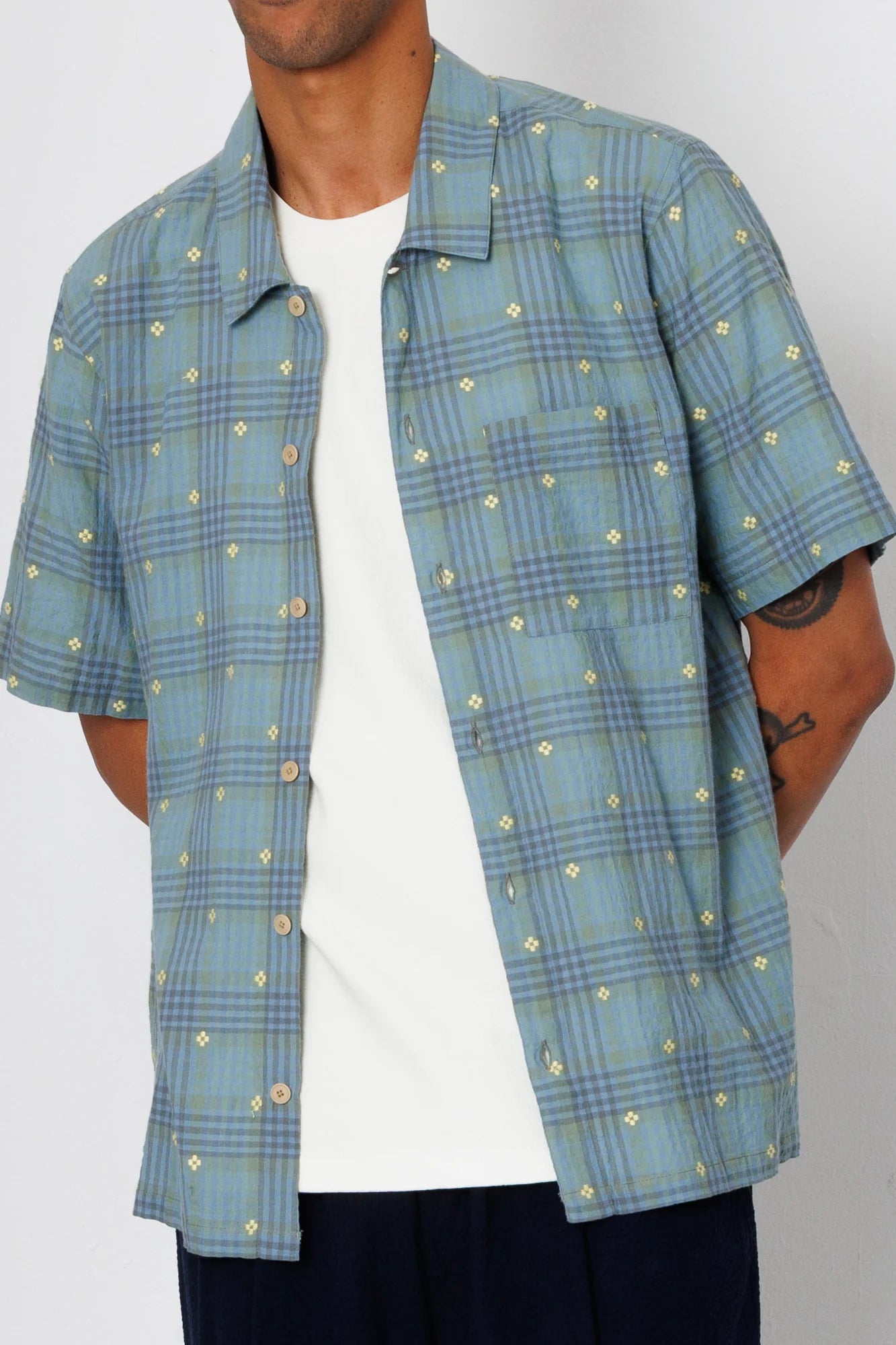 GABE SHIRT - BLUE YELLOW FLOWER CHECK