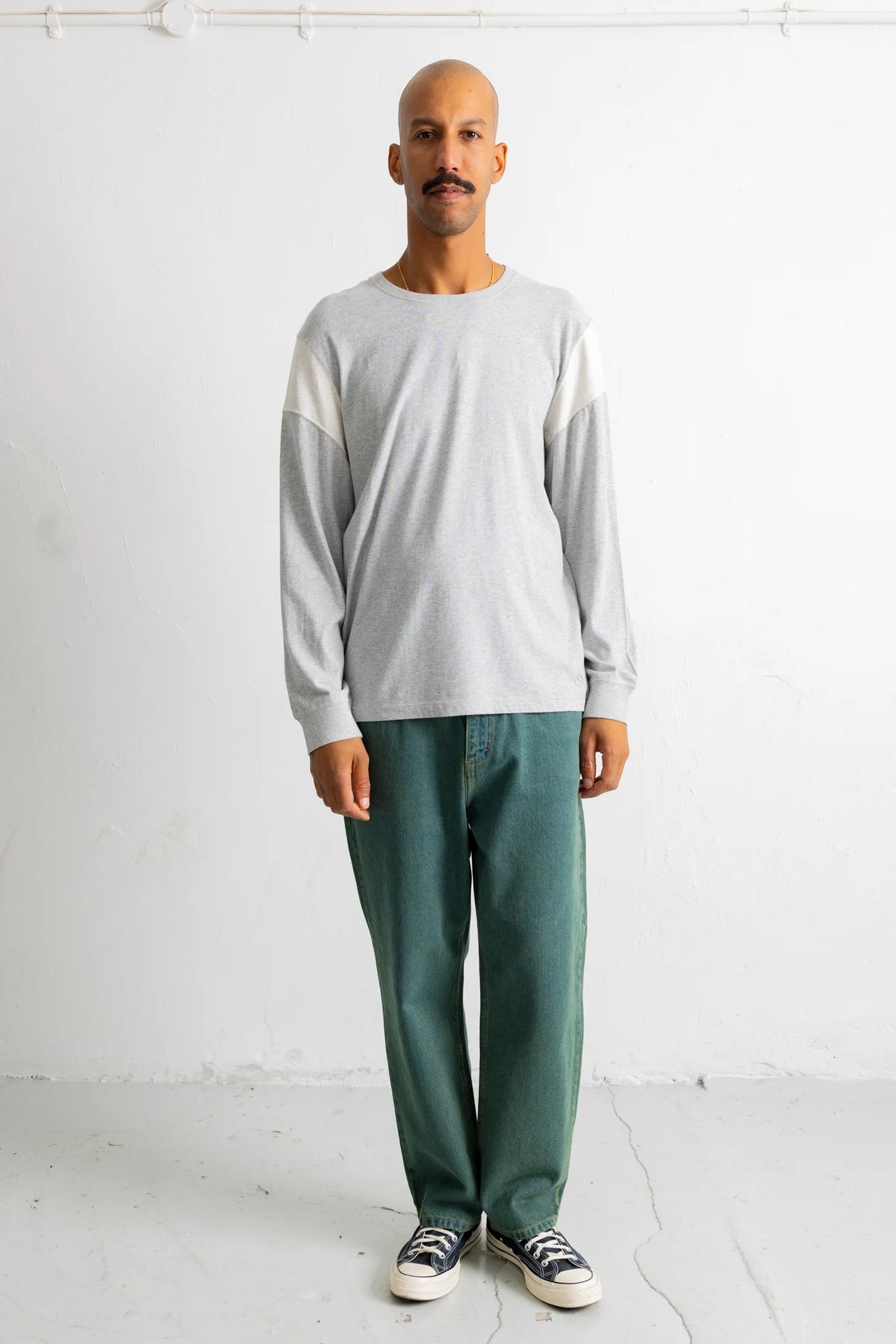 LONG SLEEVE ARC TEE