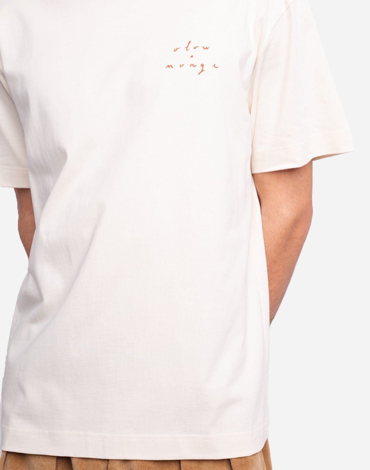 ECRU GRAPHIC TEE