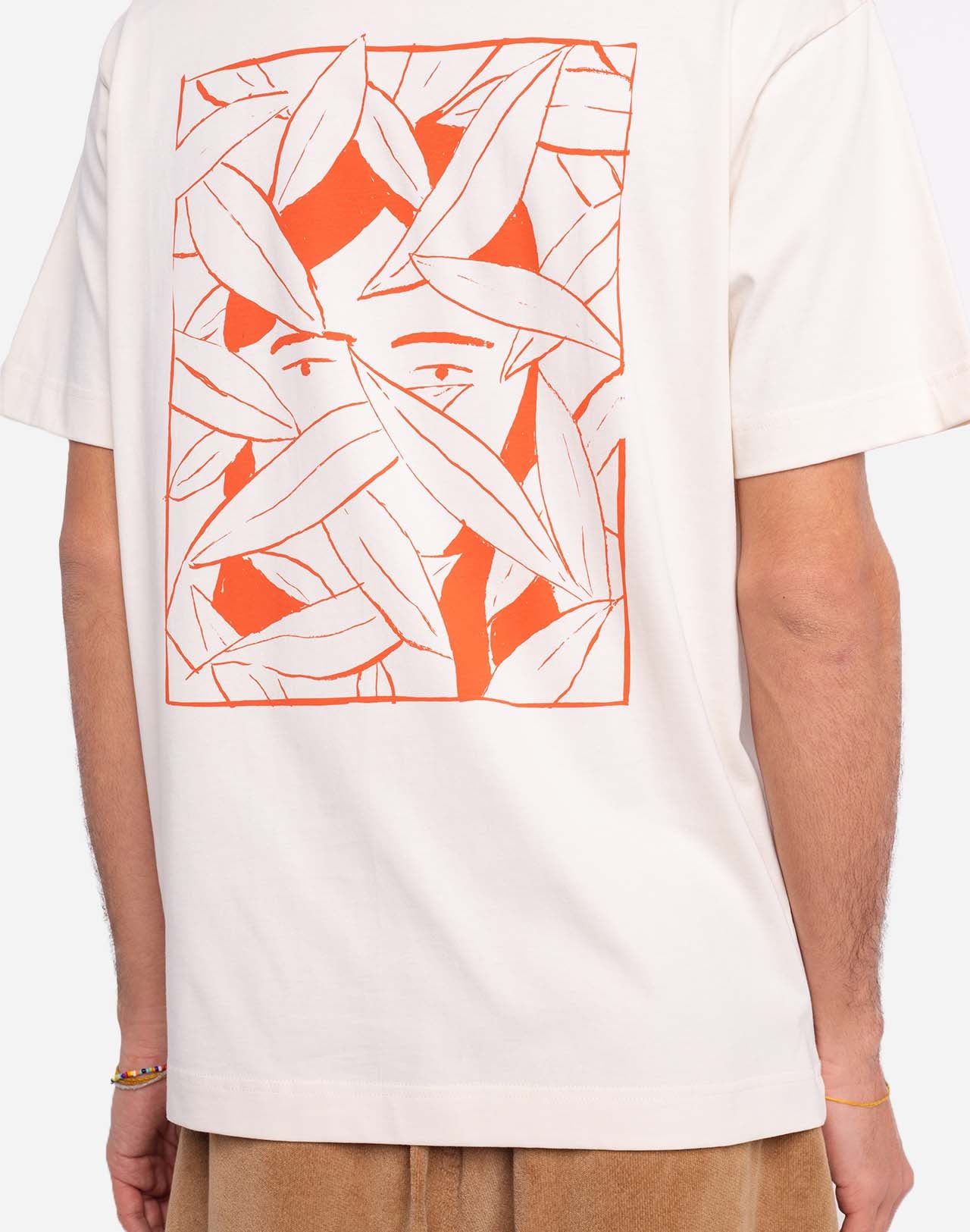 ECRU GRAPHIC TEE